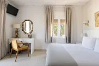 La Goleta Hotels in Llanca