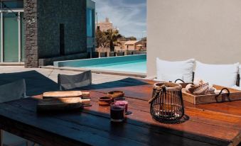 Horizon Luxury Seafront Villa