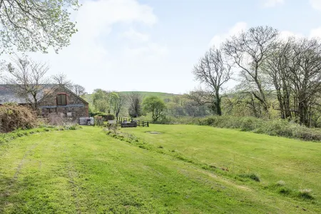 Hazel Barn Отели в г. Туитчен