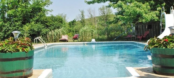 Pretty River Valley Country Inn Hotels in Grey County