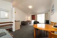 Centennial Court Hotel Hotel di 