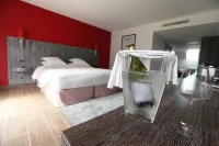 Les Maritonnes Parc & Vignoble Hotel a Chaneins