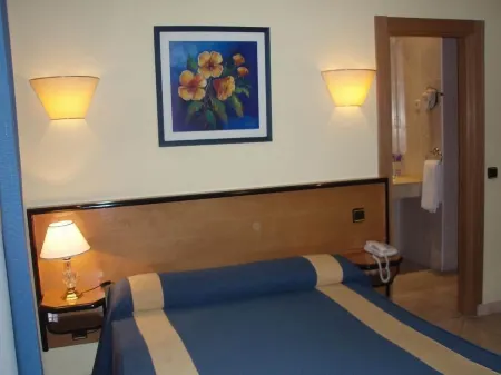 Hostal Buenos Aires Отели рядом с достопримечательностью «Королевский ботанический сад Мадрида»