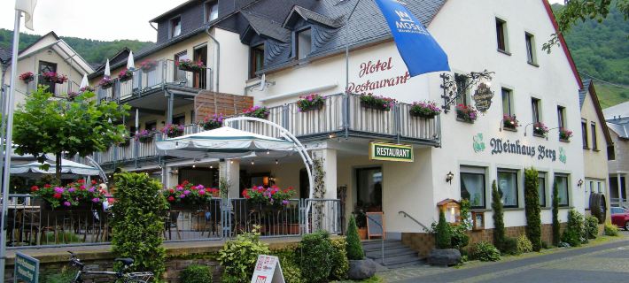 Weinhaus Berg Hoteles en Distrito de Cochem-Zell
