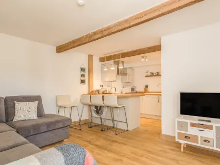 Potters by the Sea Отели рядом с достопримечательностью «St Maddern Church»