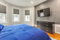 1 Mi to Dtwn: Pet-friendly Providence Apt w/ Yard - 2-Star