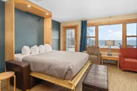 East Bay Suites - Parvekkeita