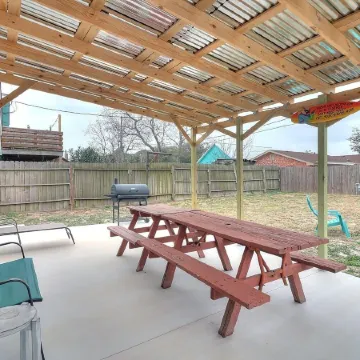 Mermaid's Landing 2 Bedroom Cottage by RedAwning