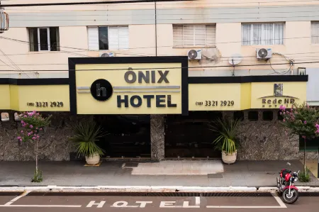 Ônix Hotel