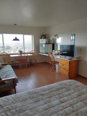 都柏林之家汽車旅館 Ya'Xaik Trail附近的飯店