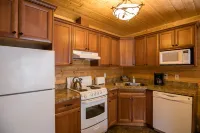 Castle Mountain Chalets - Parkering