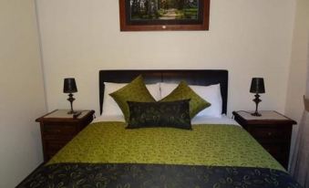 Hahndorf Oak Tree Cottages