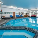 Wood River Inn & Suite - مسبح