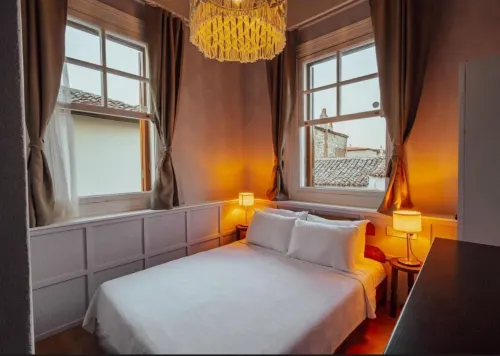 Ivy Ayvalik cafe & Bar Hotels in Fevzipasa-vehbibey Mahallesi