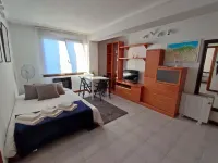 WITH PARKING AT THE DOOR AND WIFI