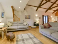 Hoppers Barn Hotels in Hartland