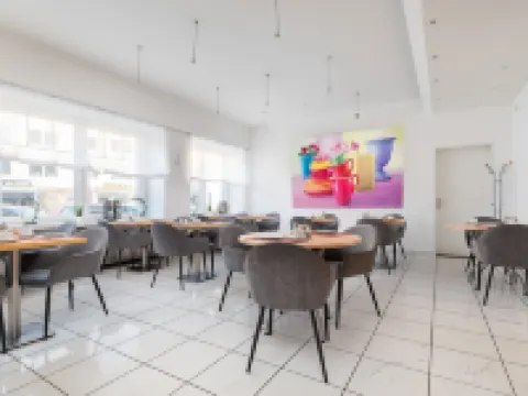魯德温格思廣場酒店 吉森酒店