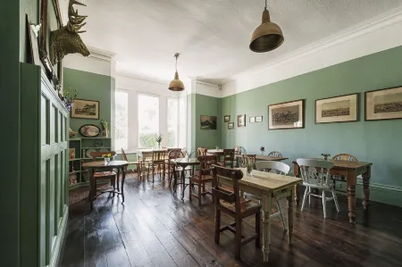 The Coach House Отели рядом с достопримечательностью «University of Derby»