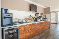Pasadena Rose & Crown Hotel - breakfast