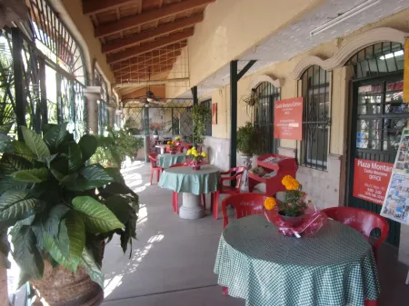 Casita Montana Hotel and Suites