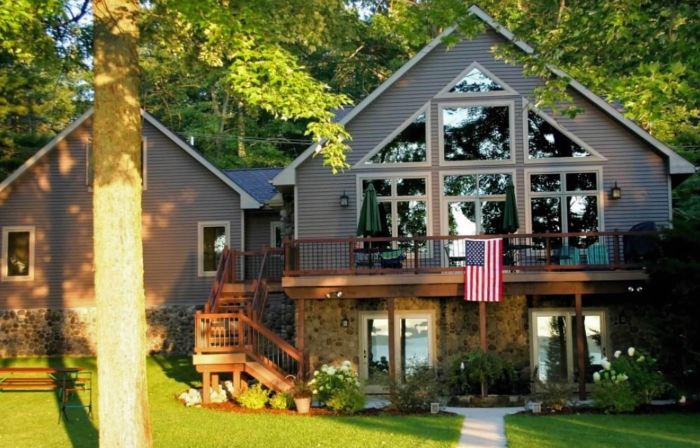 Lakefront Roscommon Home w/ Game Room & Dock!