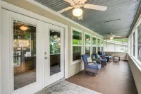 Ferriday Lakehouse w/ Private Dock, Deck, & Yard! - Park Yeri