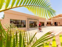 Pickalbatros Aqua Vista Resort - Hurghada Hotels near Hurghada Grand Aquarium
