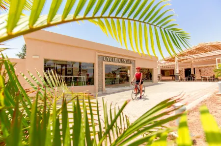 皮克阿爾巴特羅斯水景度假村-赫爾格達