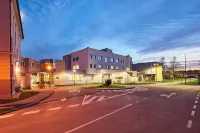 Hotel Europa Hotels near Dubovac Castle