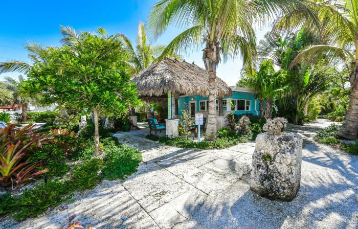 Tropical Breeze Resort