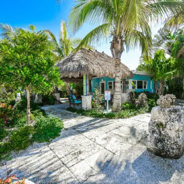 Tropical Breeze Resort