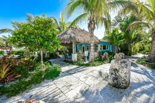 Tropical Breeze Resort Hotels in Siesta Key