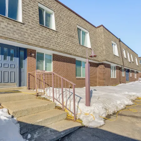7 Mi to Ski Resort: Dillon Condo w/ Mtn Views
