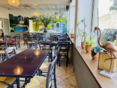 Brit Hotel Acacias