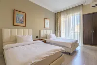 Lahoya Homes