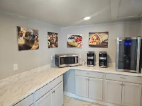 โรงแรม ซิมพลี สเตย์