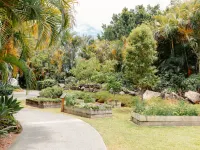 Mercure Gold Coast Resort Hotels near Ashmore
