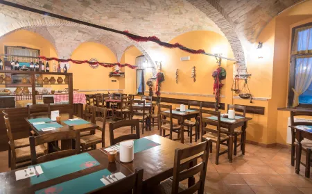 Agriturismo Il Giardino Dei Ciliegi Отели рядом с достопримечательностью «Via San Francesco»