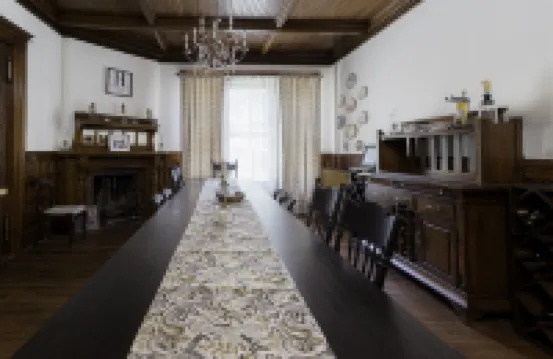 Hatch House Bed & Breakfast
