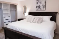 Spacious 4BR Home+Patio Retreat