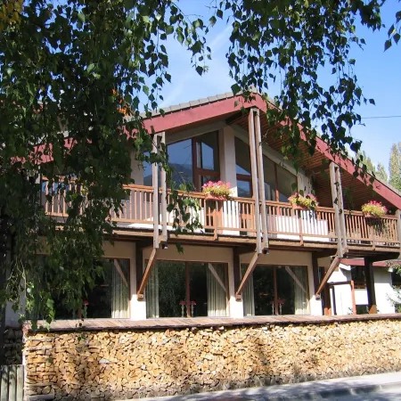 Hôtel Restaurant la Tourmaline