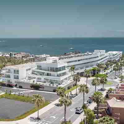 Hotel Baobab Suites Hotel Exterior