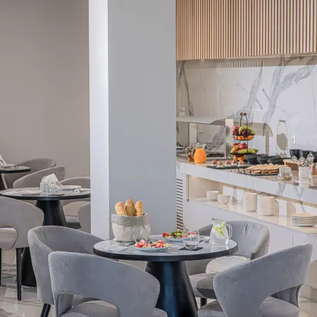 Filia Luxury Suites
