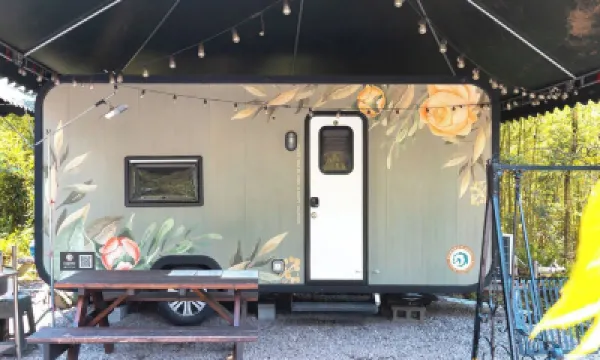 Tai Ping Shan Inn Hotels near Qilan Forest Recreation Area