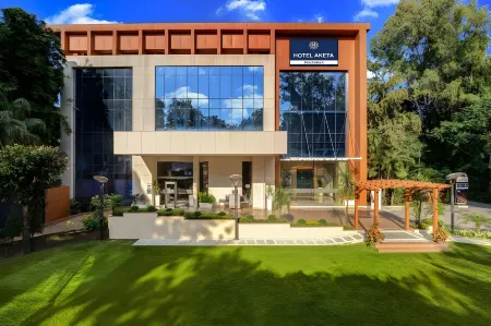 Hotel Aketa Rajpur Road Dehradun, Dehradun Отели рядом с достопримечательностью «Mindrolling Monastery»