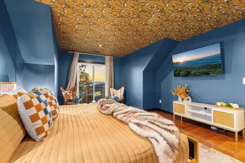 Incredible Year-Round Views.Hgtv Design.HotTub.Theater.Sauna.Rec Room.Arcades