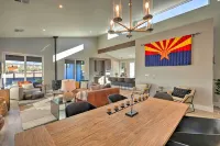 Flagstaff Home w/ Patios + Mount Humphries Views! - parking
