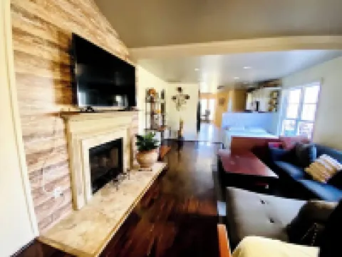 Near Oak Mtn Garden Home Hotels in Pelham