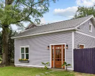 Golden Girls Cottage in Historic Mansion District
