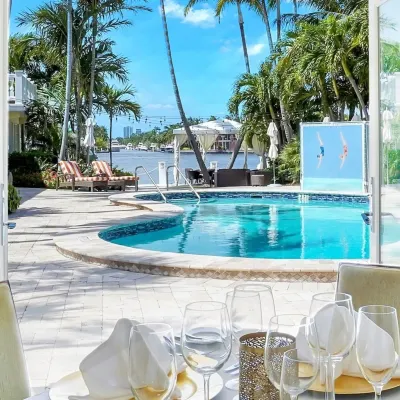 The Pillars Hotel & Club Hotels near Las Olas Beach